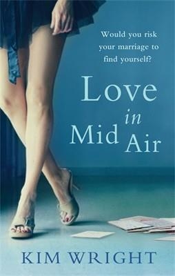 LOVE IN MID AIR | 9781742377155 | KIM WRIGHT