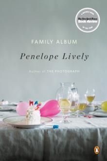 FAMILY ALBUM | 9780143117872 | PENELOPE LIVELY