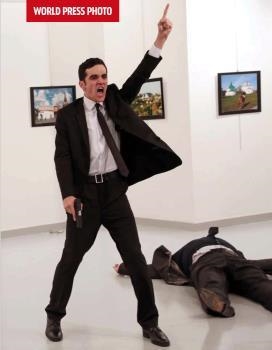 World Press Photo 17 | 9788417056025 | World Press Photo