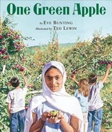 ONE GREEN APPLE | 9780618434770 | EVE BUNTING
