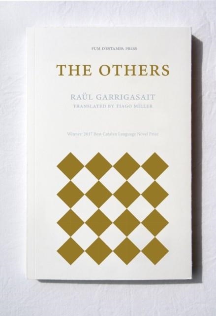 THE OTHERS | 9781913744007 | RAUL GARRIGASAIT
