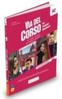 VIA DEL CORSO A2 FOR ENGLISH SPEAKERS
LIBRO DELLO STUDENTE ED ESERCIZI + AUDIO + VIDEO - PP. 264 | 9791259800961