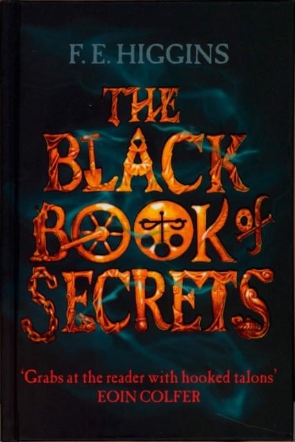 THE BLACK BOOK OF SECRETS NWS | 9780435131937