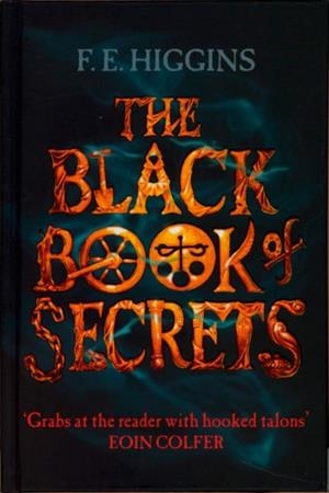 THE BLACK BOOK OF SECRETS NWS | 9780435131937