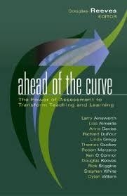 AHEAD OF THE CURVE | 9781934009062 | VV. AA.